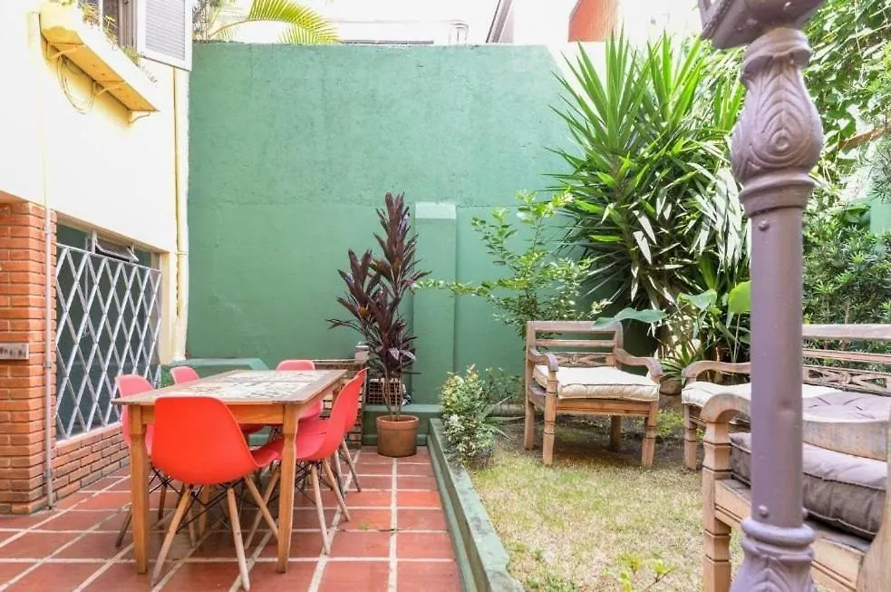 Quarto Retro Sao Paulo 0*,  Brazil